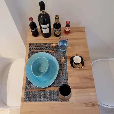 Modern 52 M2 With Air Conditioning Close To Messe Duesseldorf & Koeln *