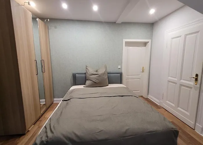 Modern 52 M2 With Air Conditioning Close To Messe Duesseldorf & Koeln *